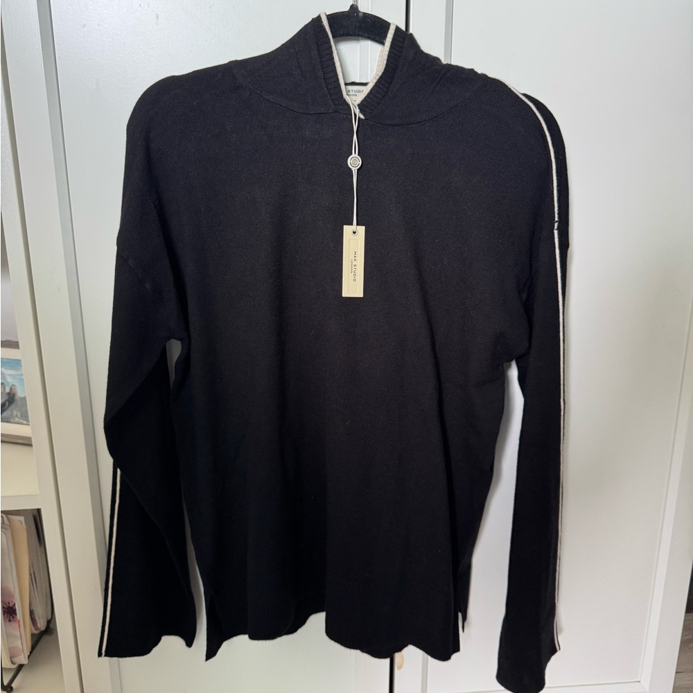 NWT Max Studio Lightweight Black Sweater with White Stripe